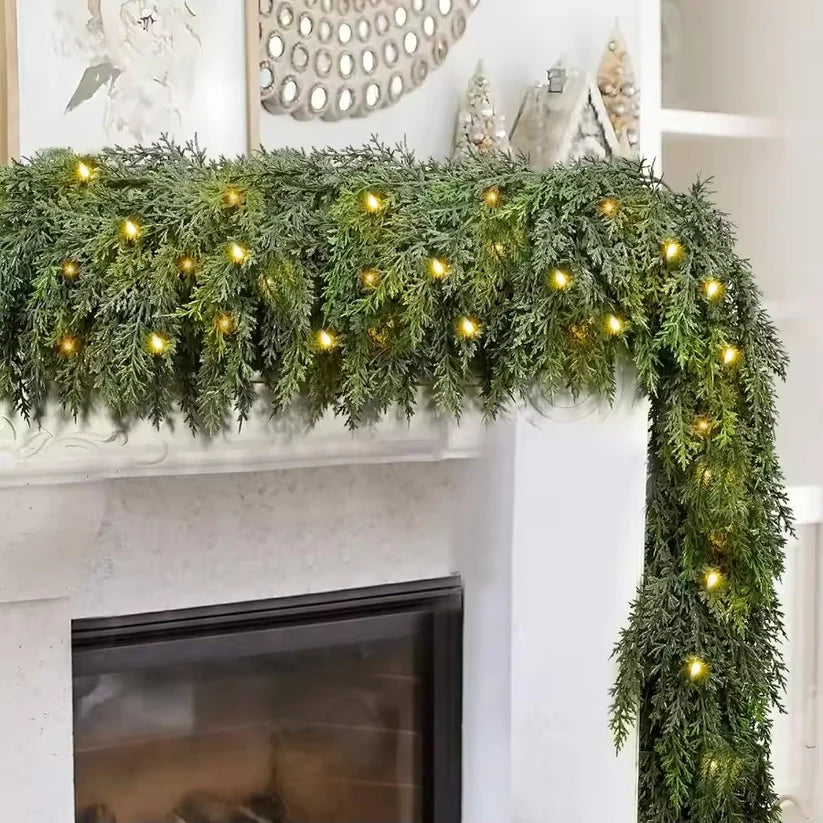 Pre-lit Christmas Cedar Garland